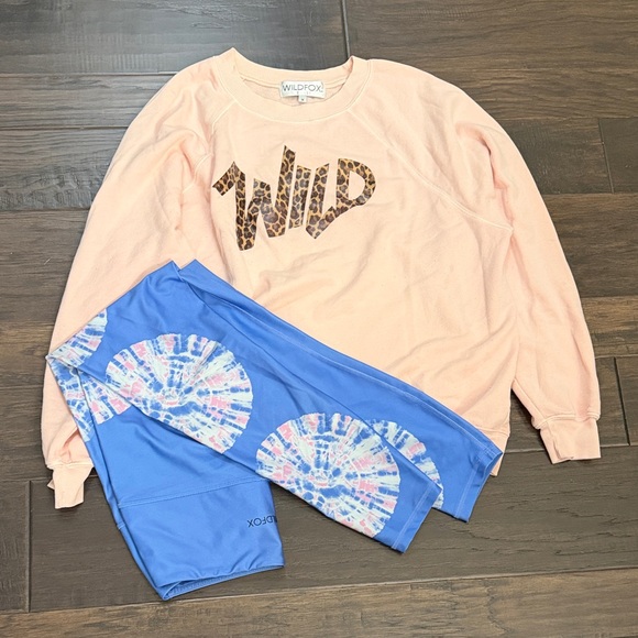 Wildfox Other - Wildfox set sweatshirt leggings Pink Leopard and Blue Patterned